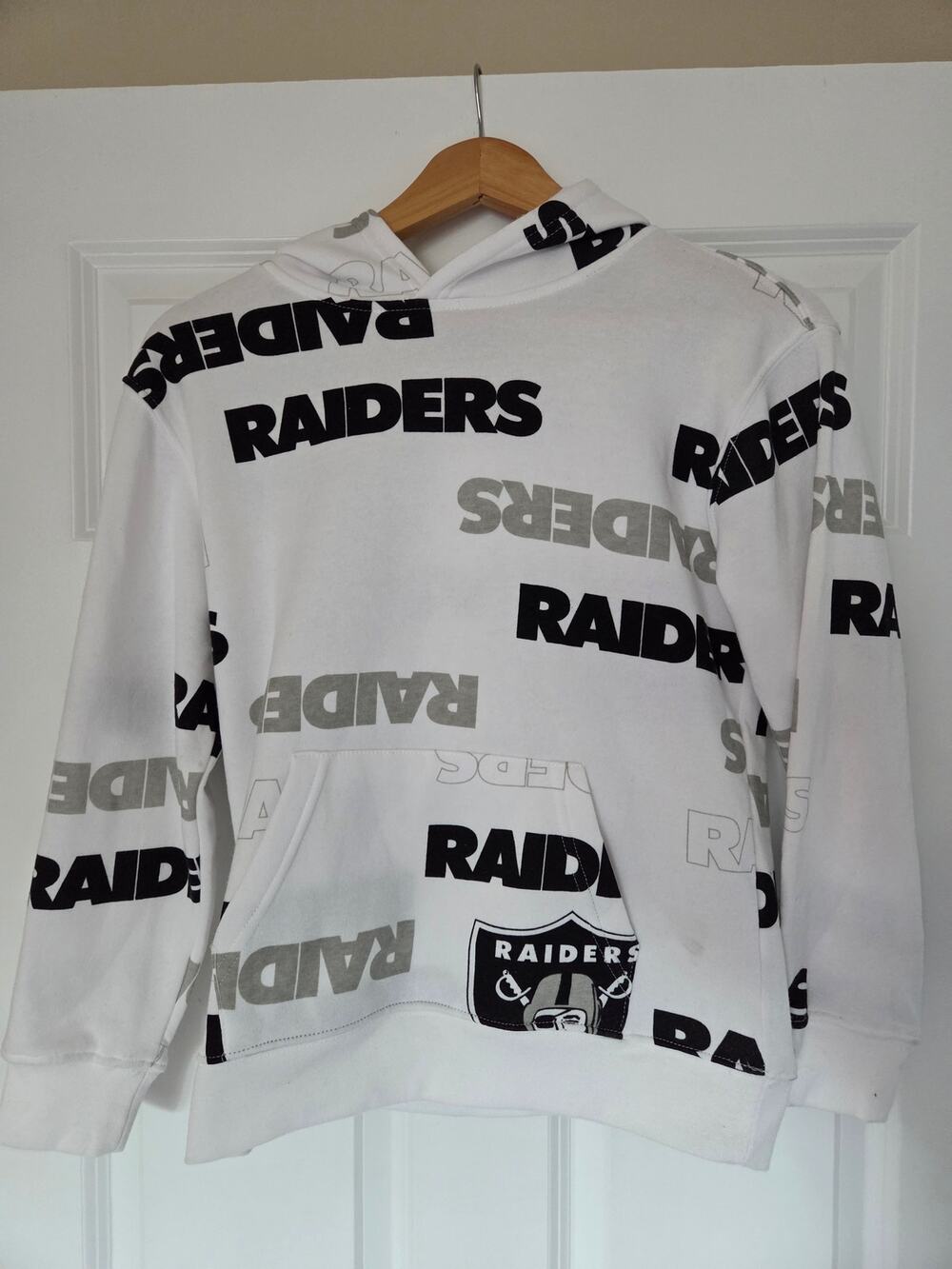 Las Vegas Raiders Youth Hoodie Sweatshirt NFL All Over Print Size 10-12
